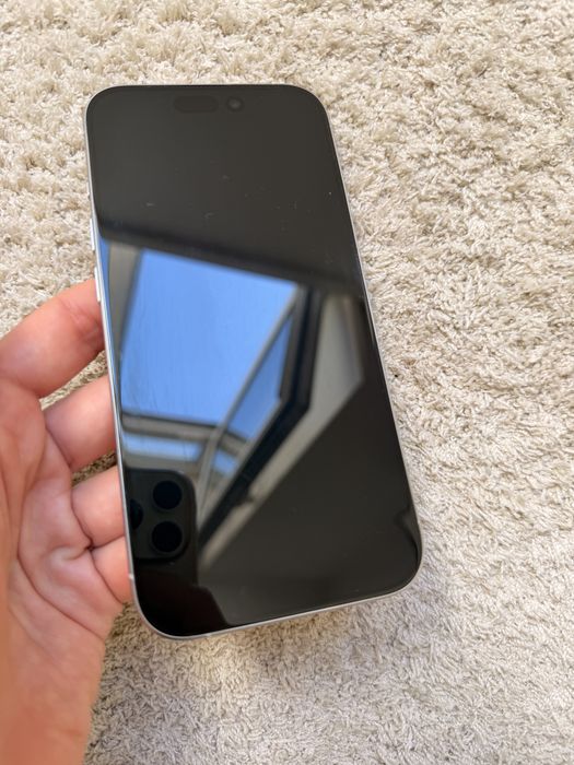 Iphone 15 pro branco 250gb- Negociavel