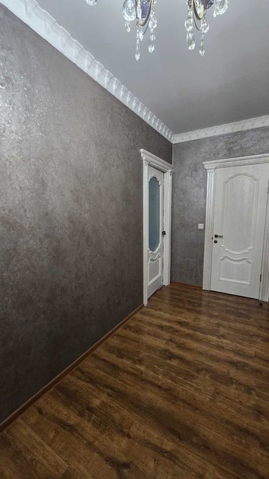 Продається класична 2-кімнатна квартира в м. Ужгород, вул. Вишнева
