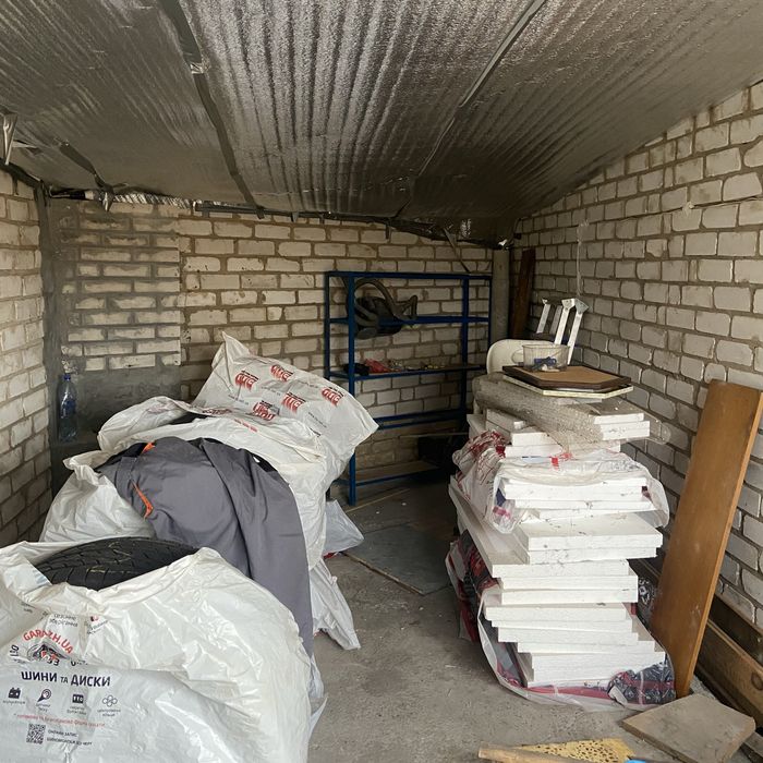 Капітальний цегляний гараж з підвалом, Виговського, Нивки, Виноградар