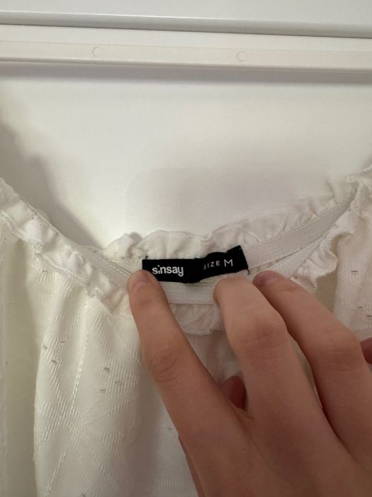 Biała hiszpanka sinsay