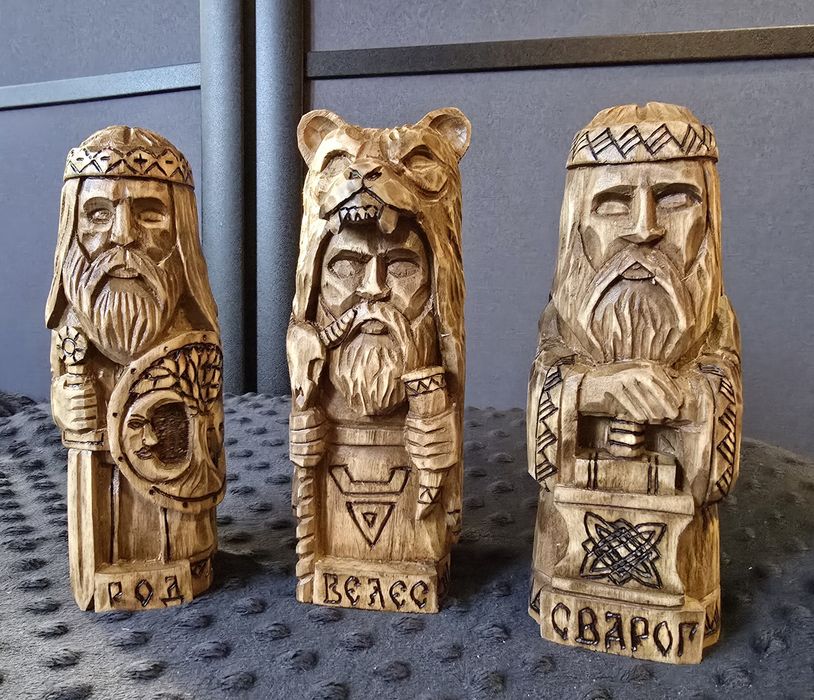Чур з дерева . Оберіг
