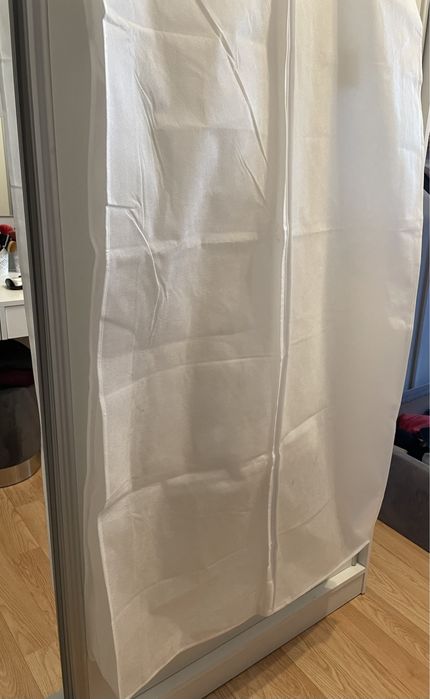 Suknia ślubna biała koronka