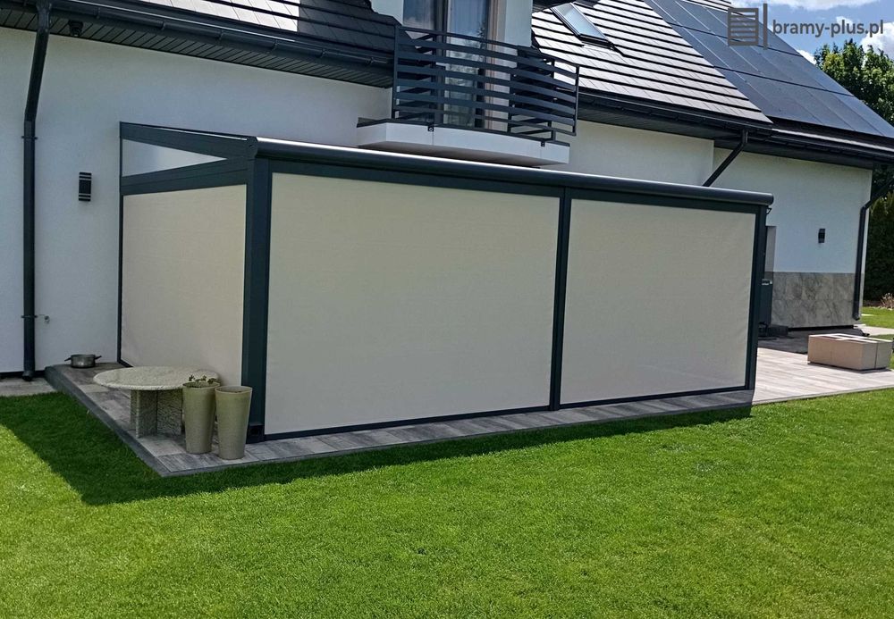Zadaszenie tarasu aluminiowe, kremowe, białe, jasne, lamelowe, pergola