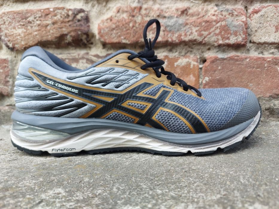 Кроссівки Asics 43,5р