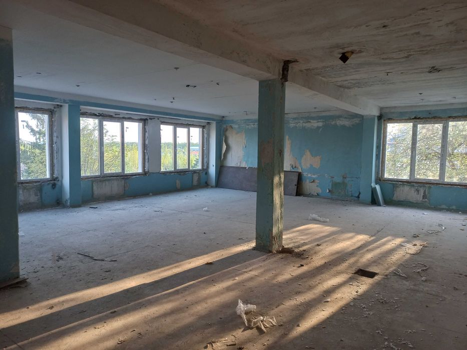 Продаж приміщеня