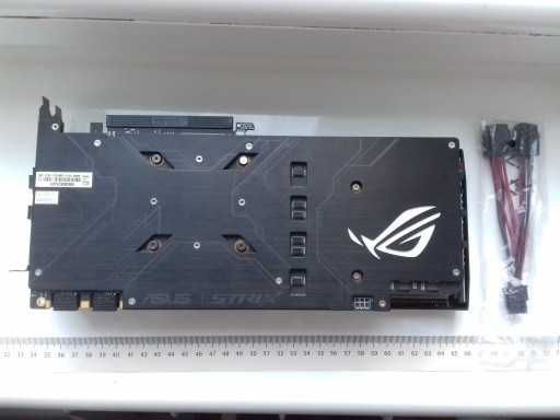 Asus rog strix GTX 1080Ti GAMING 11GB