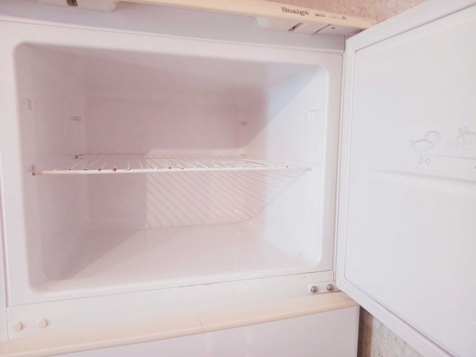 Холодильник Snaige двухкамерный