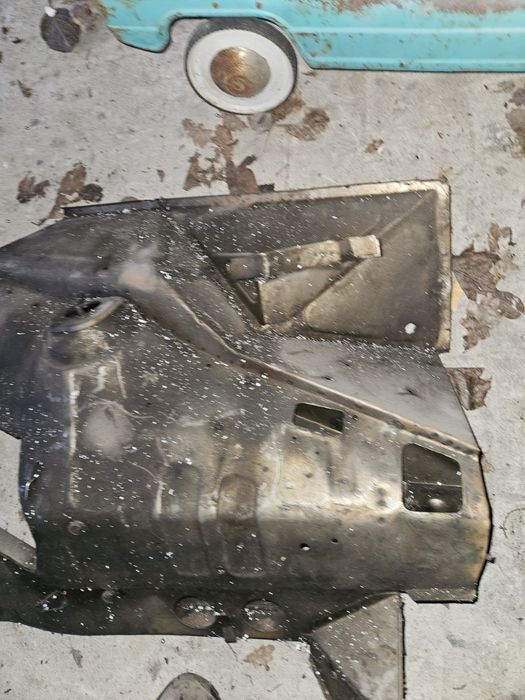 Podłużnica ćwiartka  fiat 125p