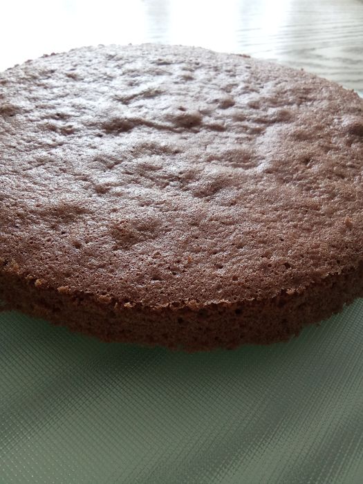 Бісквітні коржі.