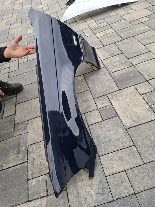 Bmw 3 e46 sedan kombi  98-01 blotnik przedni lewy granatowy dunkelblau
