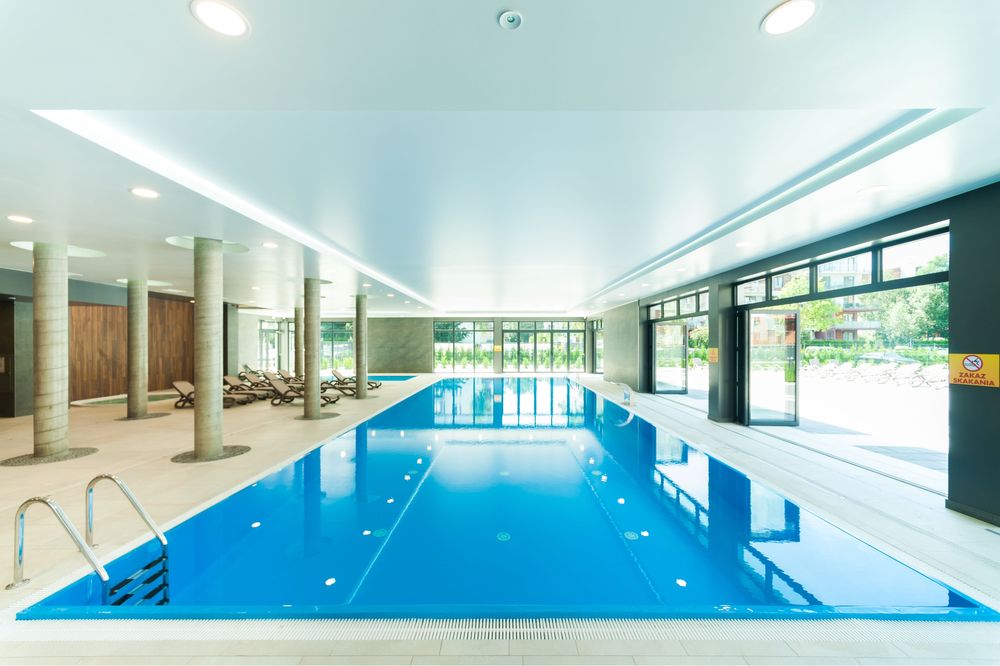 Kolobrzeg Polanki Park marzec wiosna  apartament basen sauna jacuzzi