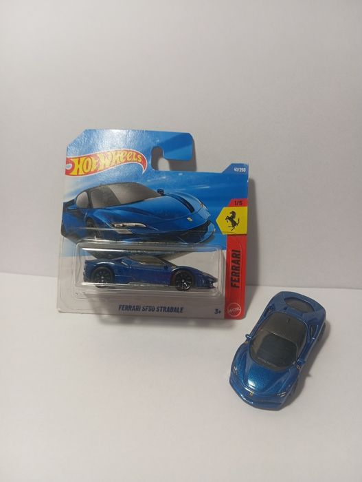 Машинки Hotwheels