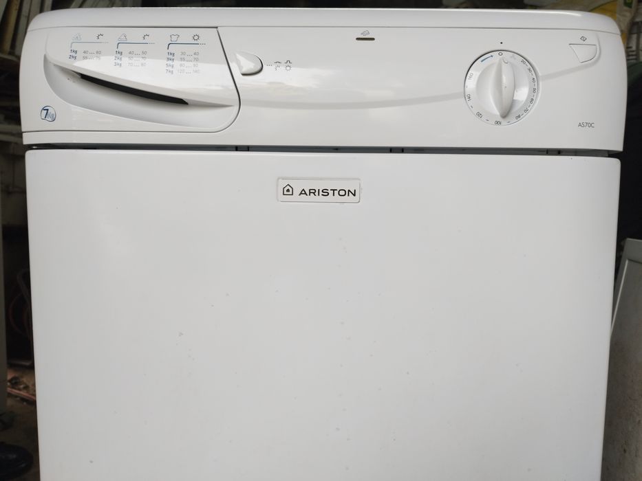 Máquina de secar roupa