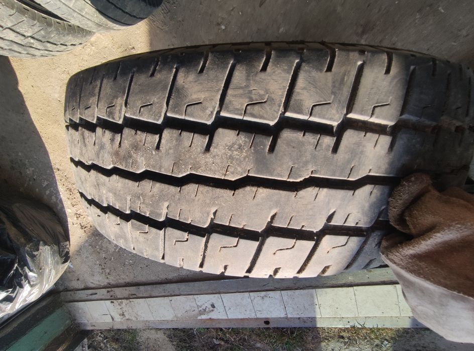 Шини для автомобілів Starmaxx 235/65 R16c