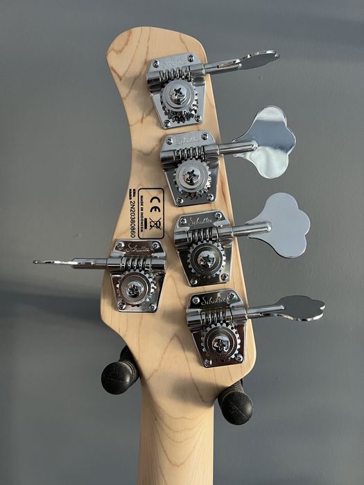 Gitara basowa Sire V7 - 5 Marcus Miller White Blonde
