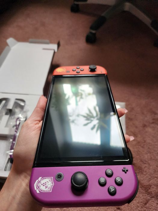 Nintendo Switch oled pokemon scarlet & violet edition