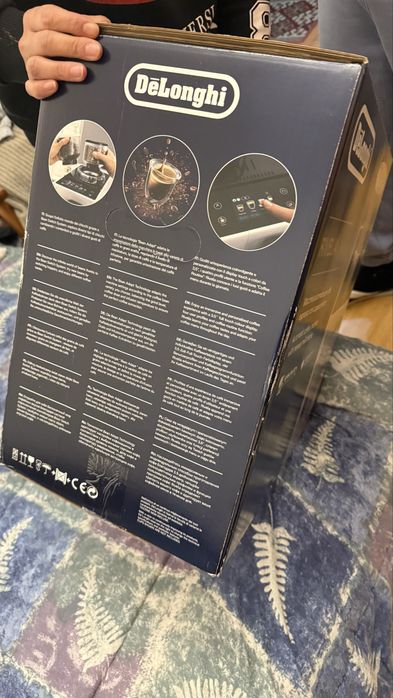 Vendo maquina de cafe automatica com moinho