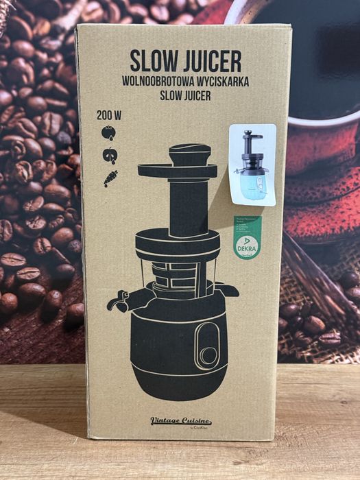 WYCISKARKA WOLNOOBROTOWA Vintage Cuisine, 200 W różowa