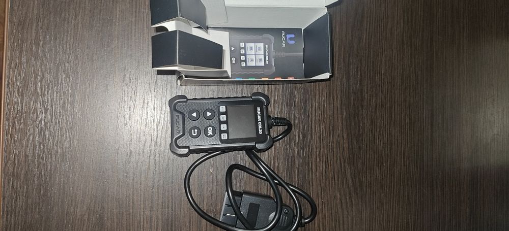 Електронні товари для авто