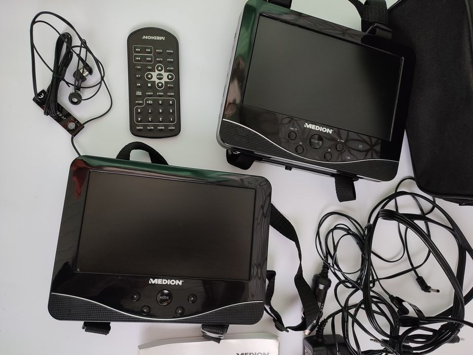 Автомобільний Medion Life E72053 (MD 43084) Portable 7" DVD Player