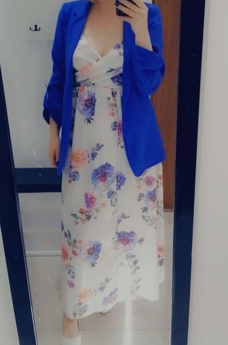 Długa sukienka w kwiatki