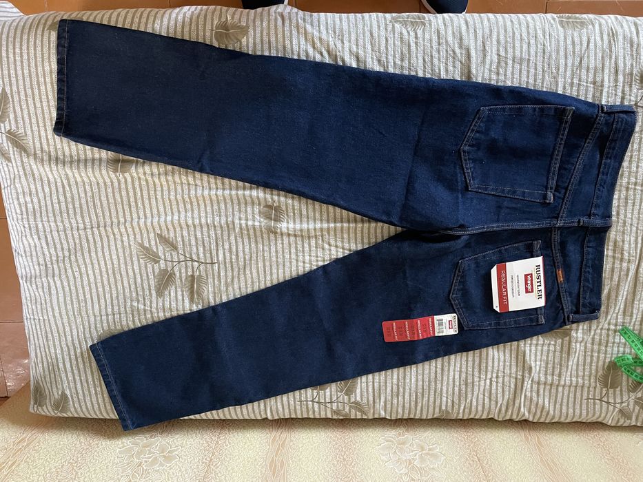 Джинси Wrangler Rustler чоловічі W32xL30 темно-сині