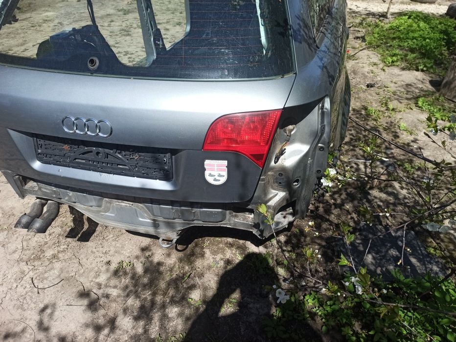 Запчастини на ауді а4 б7