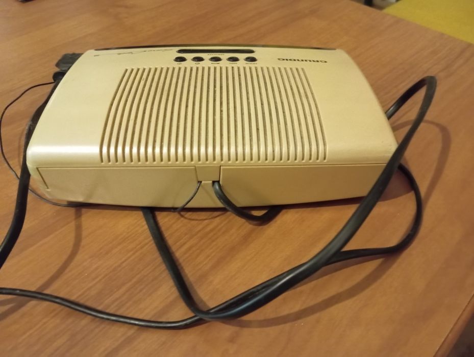 Radio budzik Grundig Sono Clock 20 PRL
