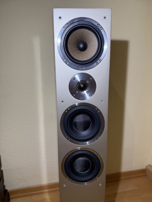Комплект Yamaha 2x100w  8Om