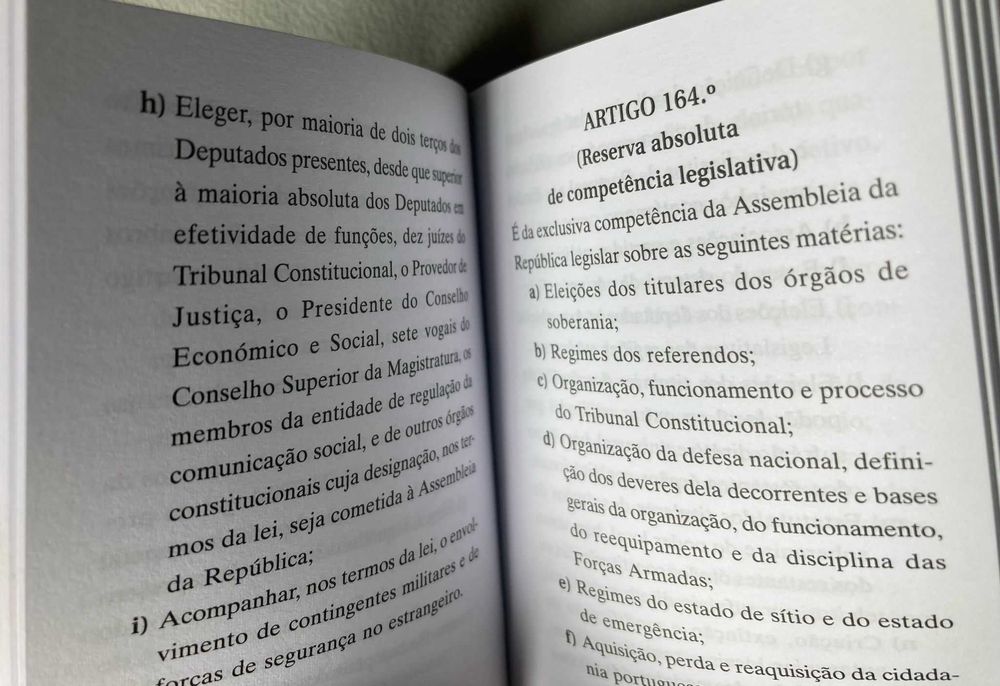 Constituição da República Portuguesa (tamanho de bolso)
