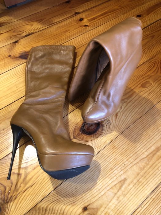 Ботинки на каблуке