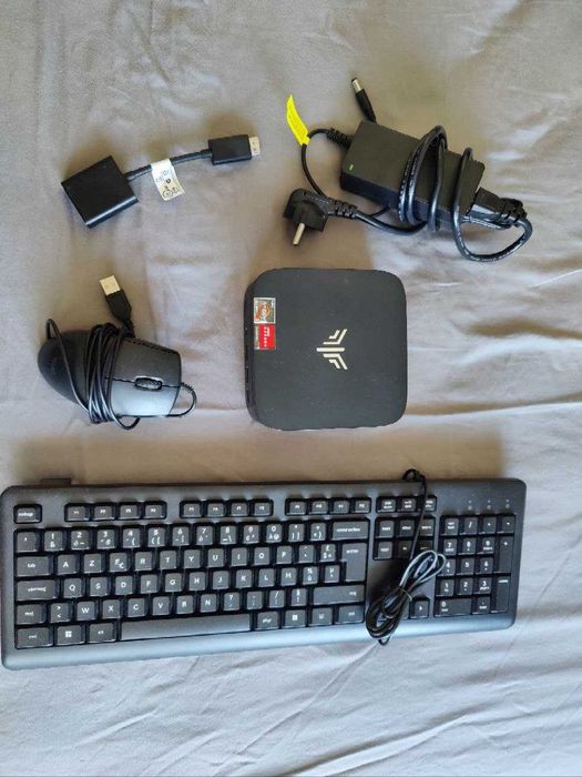 Mini PC Gaming NiPoGi P1 - AMD Ryzen Pro 7330U (4C/8T) | 16GB RAM + 256GB SSD
