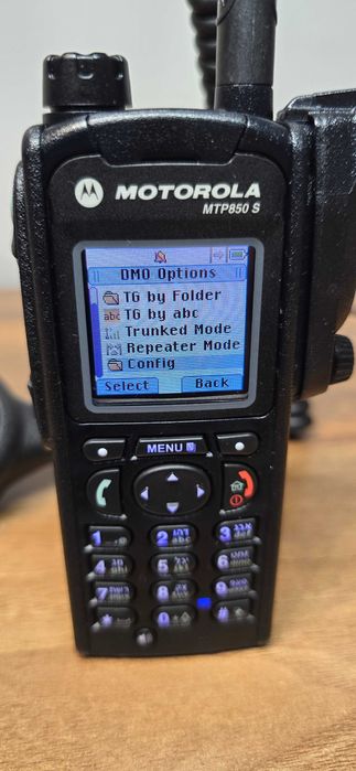Motorola MTP850s Tetra 380-440 Mhz Komplet z ładowarką i mikrofonem