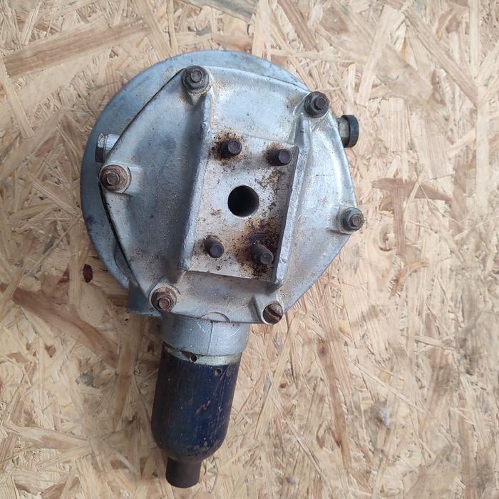 Мости мт нов,урал,розподільчий вал,клапани м72,руль мт9