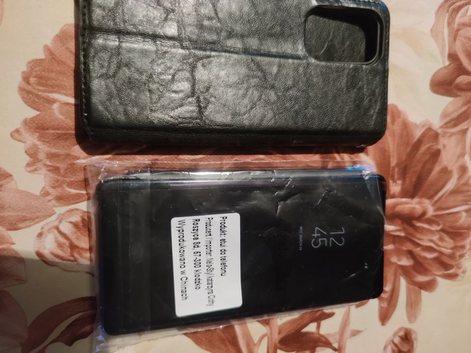Zegar na etui. 2 etui do Xiaomi note 10 pro czytaj opis