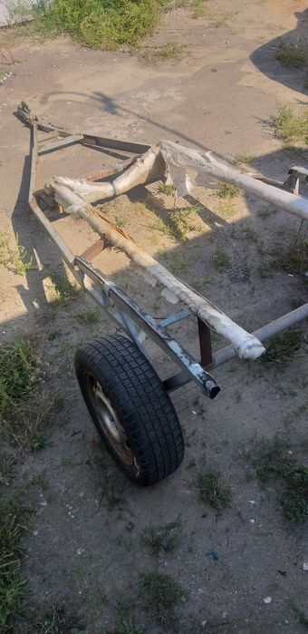 Прицеп  лодочный