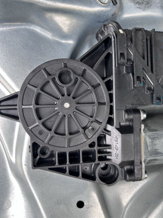 Карта лівої двері skoda superb/vw passat