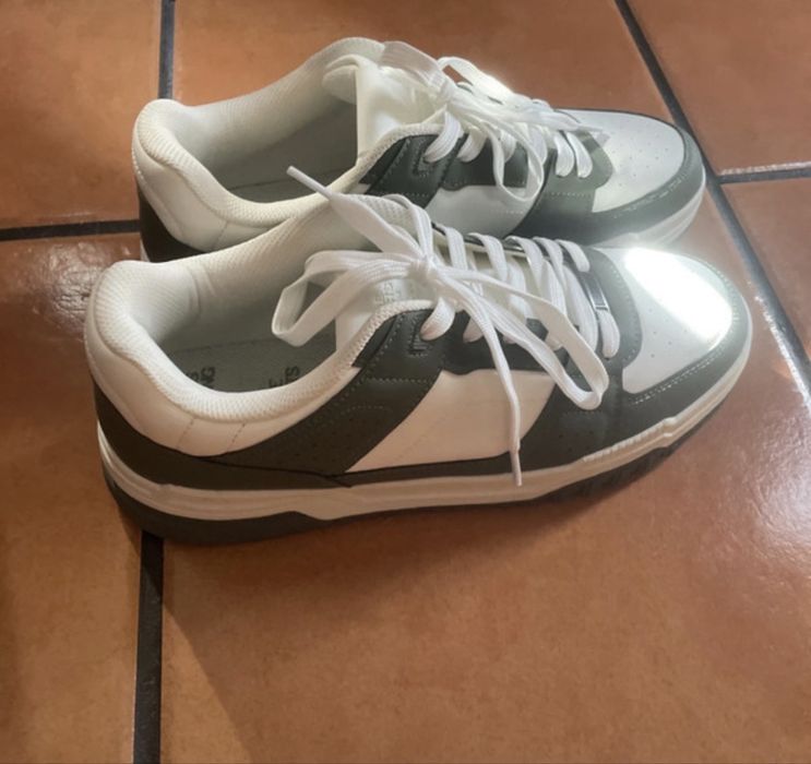 Sapatilhas 45 novas