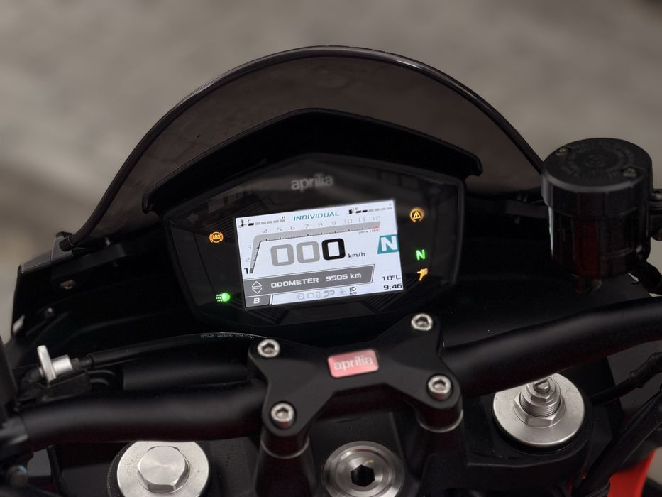 APRILIA TUONO 660 - nova!