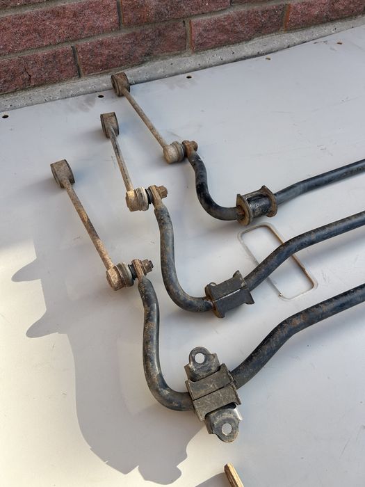 Задній стабілізатор VW Caddy кадді