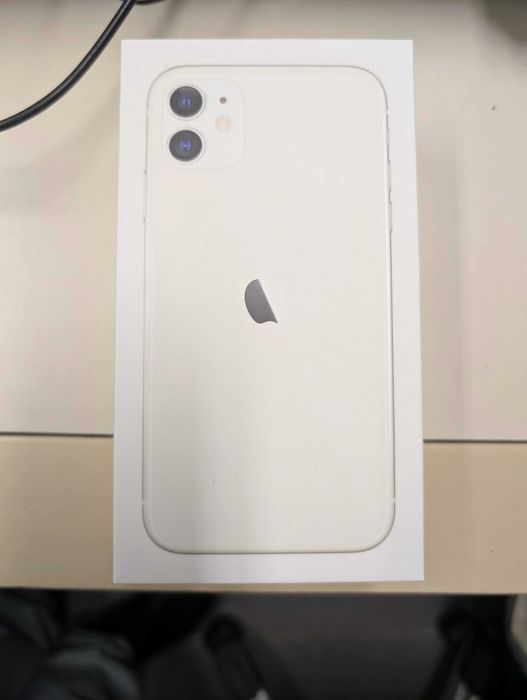 iPhone11 128 Branco A2221  com anomalia a apanha rede
