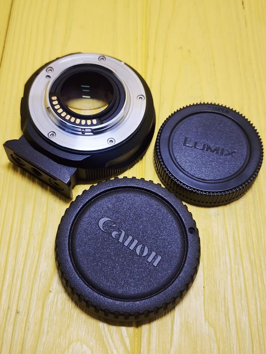 Адаптер Metabones Canon EF Lens to Micro  Four Thirds T Speed Booster