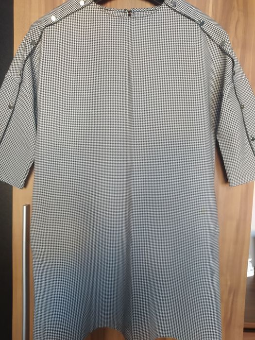 Sukienka Zara oversize czarno biała z długim rękawem jak nowa