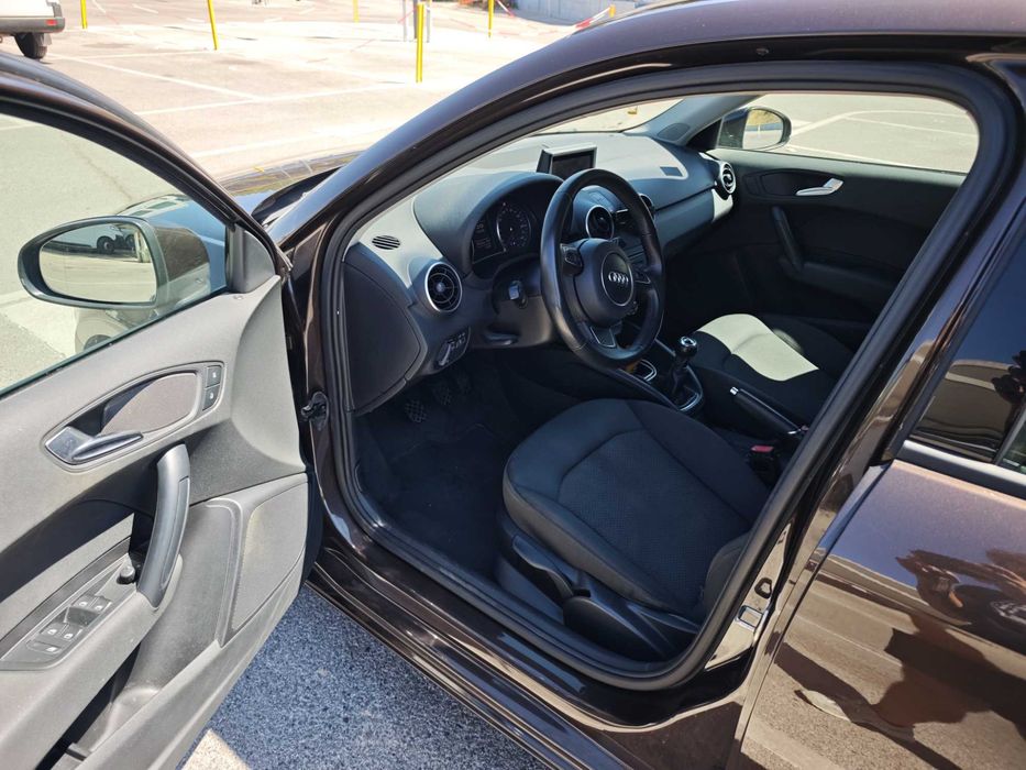 Audi A1 Sportback 1.6 TDi - 2013 - 195 000 km