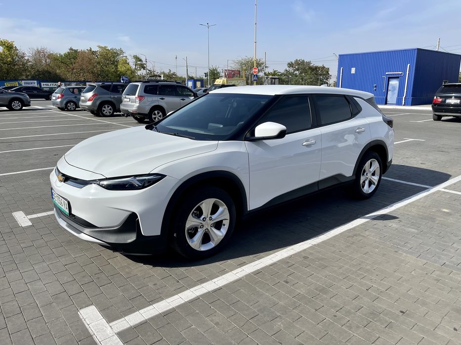 Аренда авто под такси Chevrolet Menlo 2024 62kw