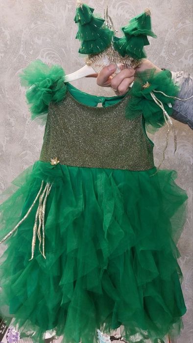 Неймовірно гарна сукня Ялинки, ручна робота, в одному примірнику