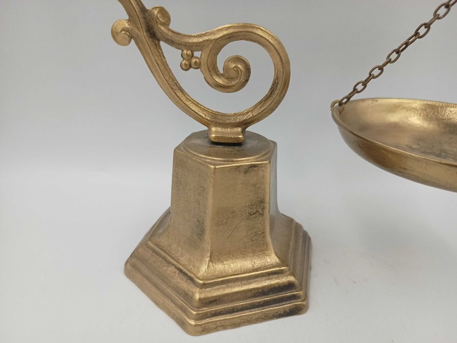 Stara mosiężna Rzymska waga apteczna MD CV mosiądz Art Deco Secesja