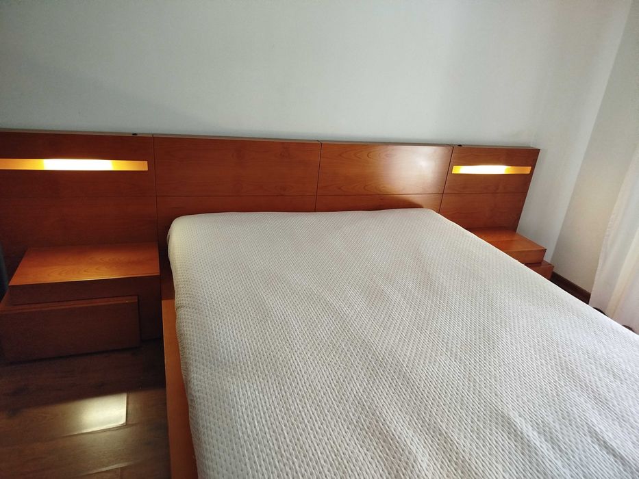 Mobília quarto casal em cerejeira
