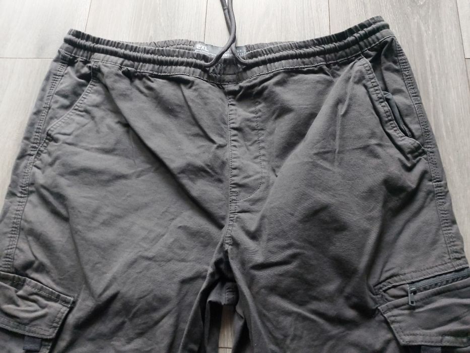 Фирменные джоггеры р.XXL