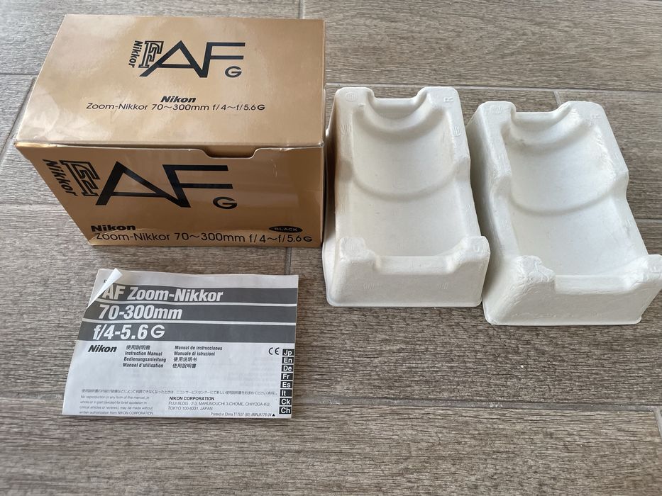 Коробка об'єктива Nikon AF Zoom Nikkor 70-300mm f/4-5.6G